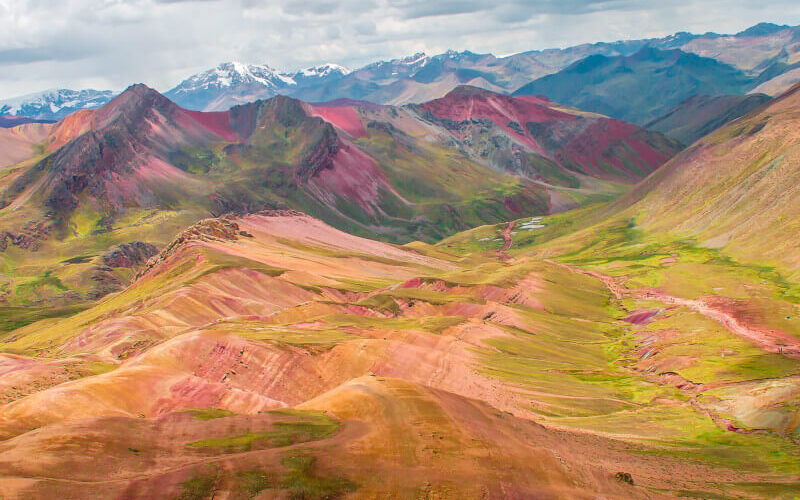 Rainbow mountain vinicunca